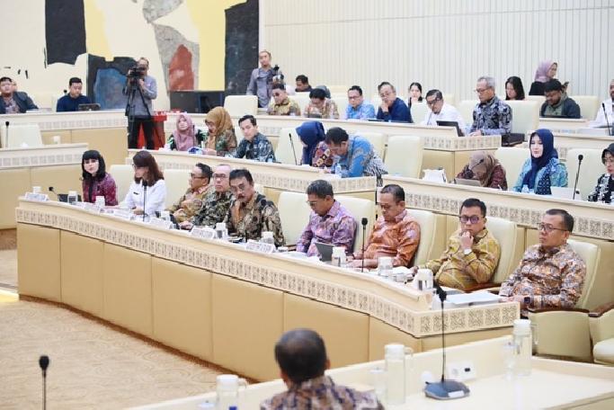 RDP dengan Komisi II DPR RI, ATR/BPN Klaim 78 Persen Layanan Prioritas Tercapai, Digitalisasi Dongkrak Efisiensi