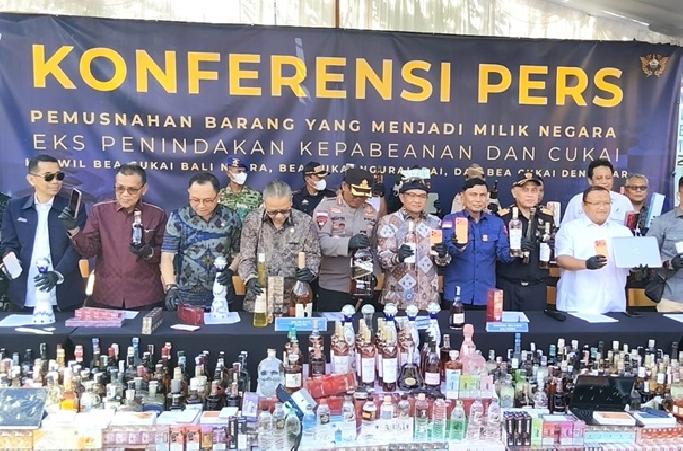 Rokok Tanpa Cukai Dominasi Pemusnahan Barang Ilegal Bea Cukai Bali