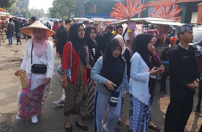 Warga Taman Sekar Tanjung Bersama Dua Desa dan TNI-Polri Semarakkan Hari Jadi Kabupaten Bogor