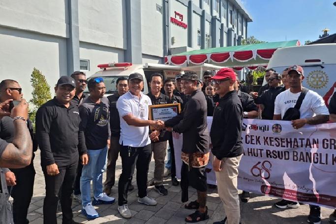 Yayasan Kesatria Keris Bali Berpartisipasi di HUT ke-68 RSUD Bangli