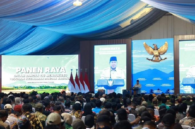 Nusron: Kepastian Hukum Tanah Jadi Kunci Swasembada Pangan, Dampingi Presiden Prabowo Panen Raya Nasional
