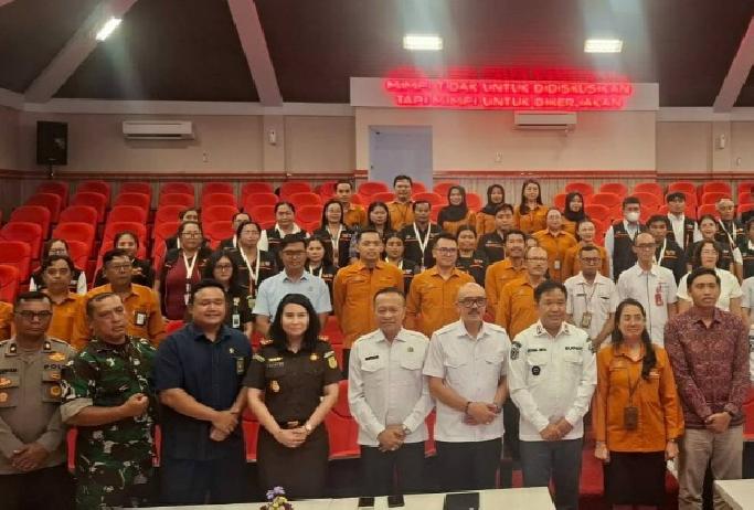 Ketua DPRD Bangli Hadiri Penandatanganan Komitmen Bersama Sensus Ekonomi 2026